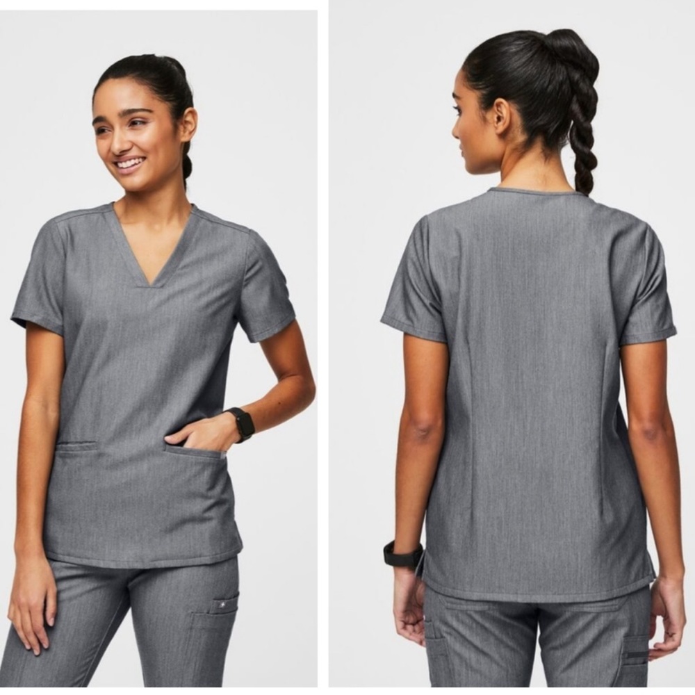 Figs Casma scrub top graphite pockets technical